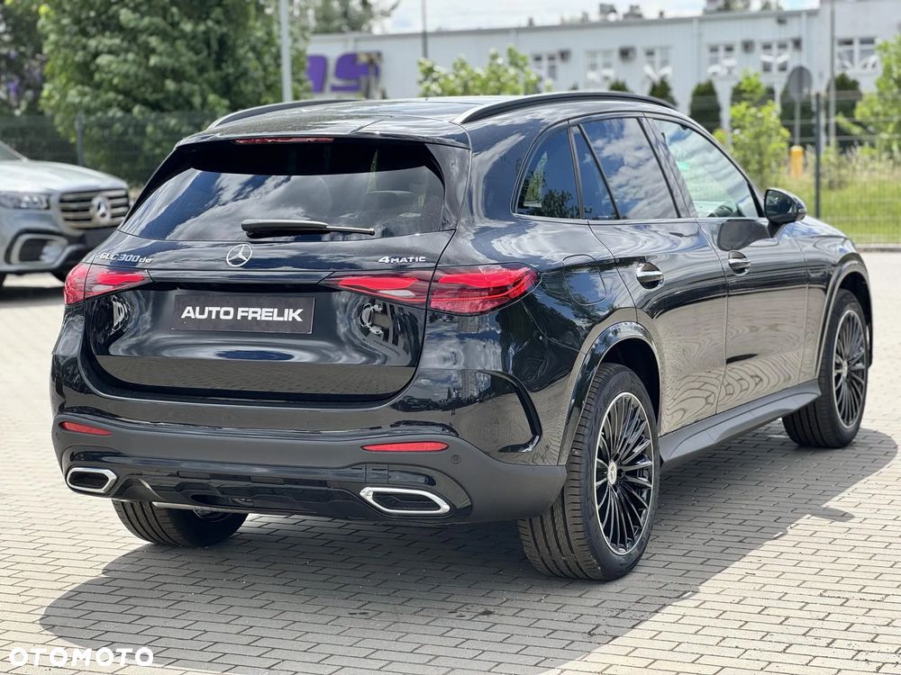 Mercedes-Benz GLC 300 de PHEV 4-Matic AMG Line - 10
