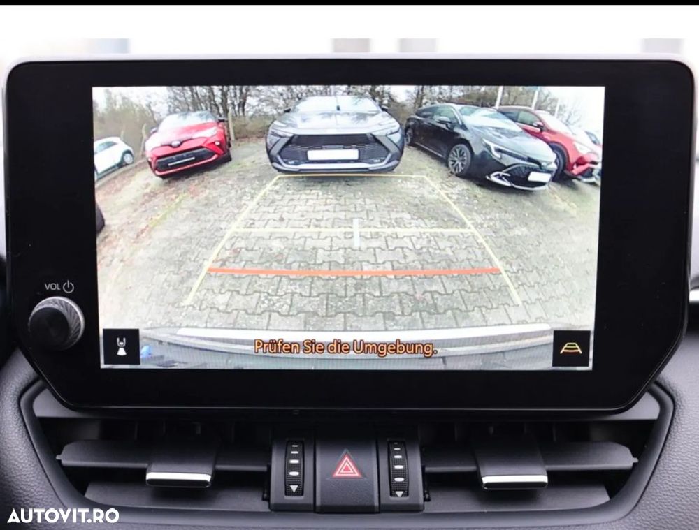 Toyota RAV4 2.5 4x4 Hybrid Team Deutschland - 17