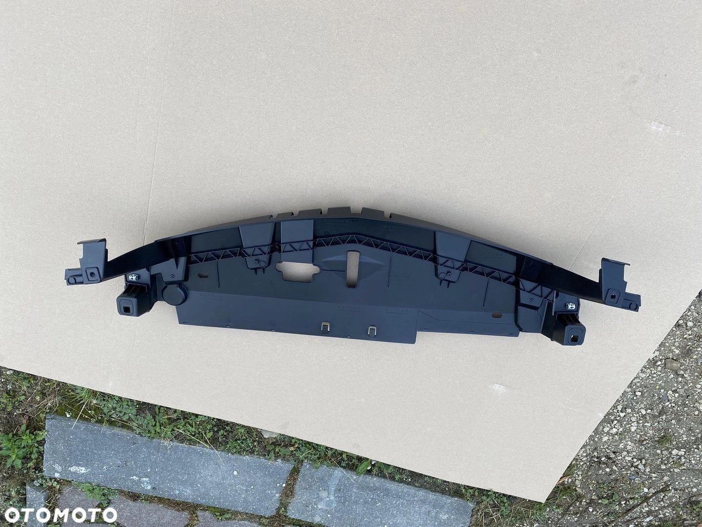 PAS PRZEDNI OSŁONA PASA OPEL ASTRA VI L NOWY ORYGINALNY 9839954180 - 1
