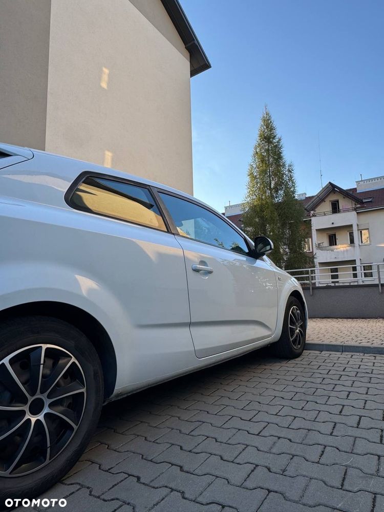 Kia Ceed 1.6 Optimum - 10