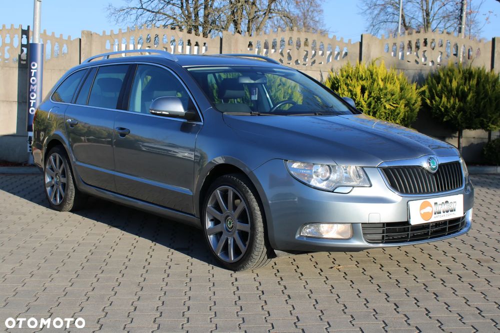 Skoda Superb 2.0 TDI Ambition DSG - 12