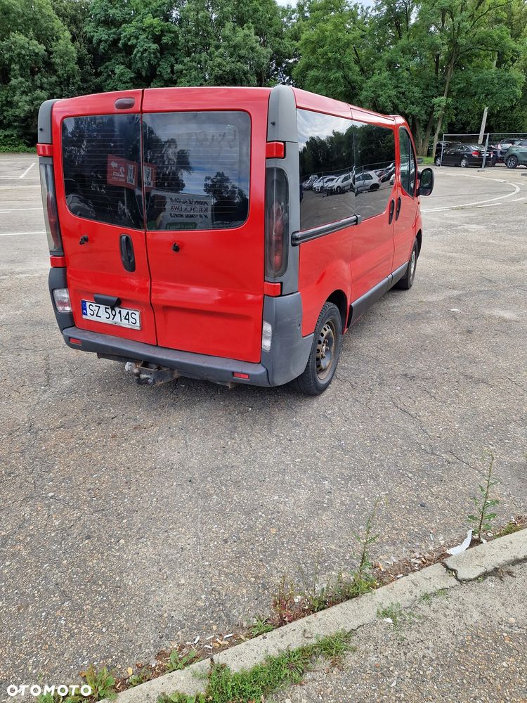 Nissan Primaster - 4