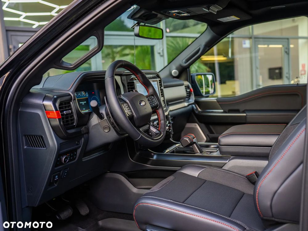 Ford F150 - 18