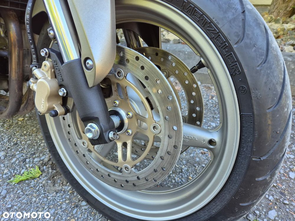 Honda Hornet - 29