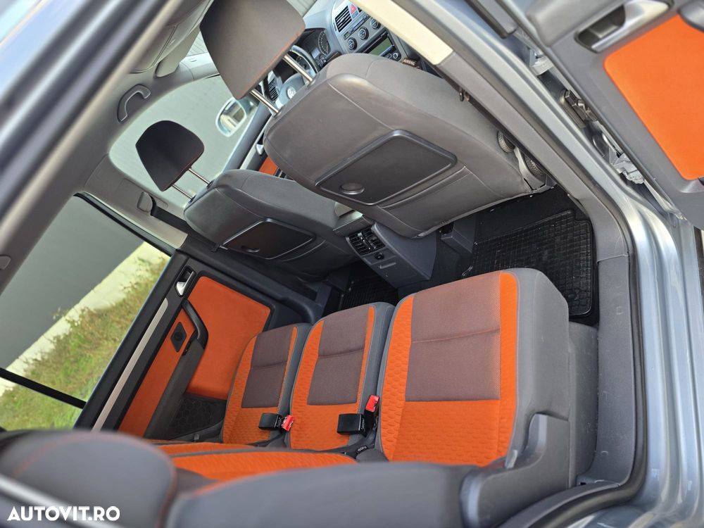 Volkswagen Touran 1.4 TSI Cross - 15