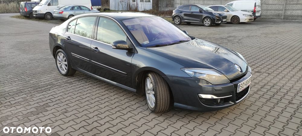 Renault Laguna dCi 180 FAP Initiale - 11