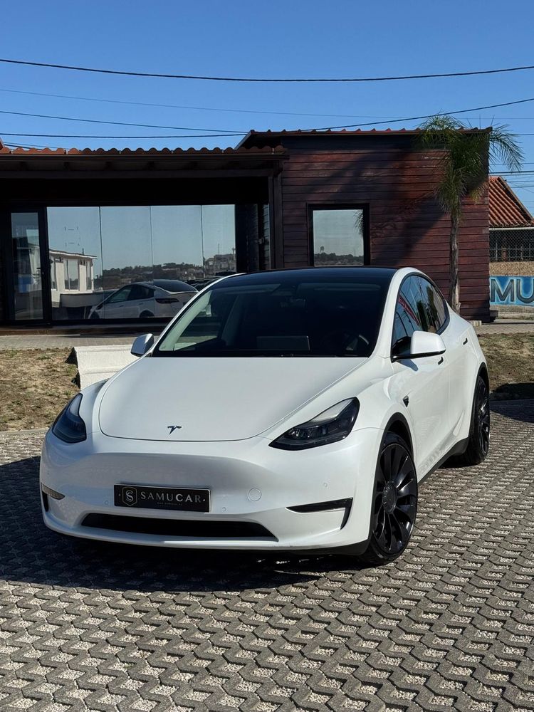 Tesla Model Y Performance Dual Motor AWD