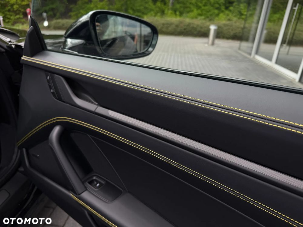 Porsche 911 Carrera S - 28