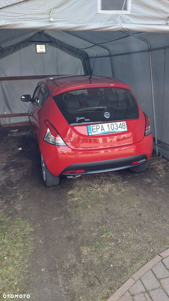Lancia Ypsilon 1.2 8V Silver - 22