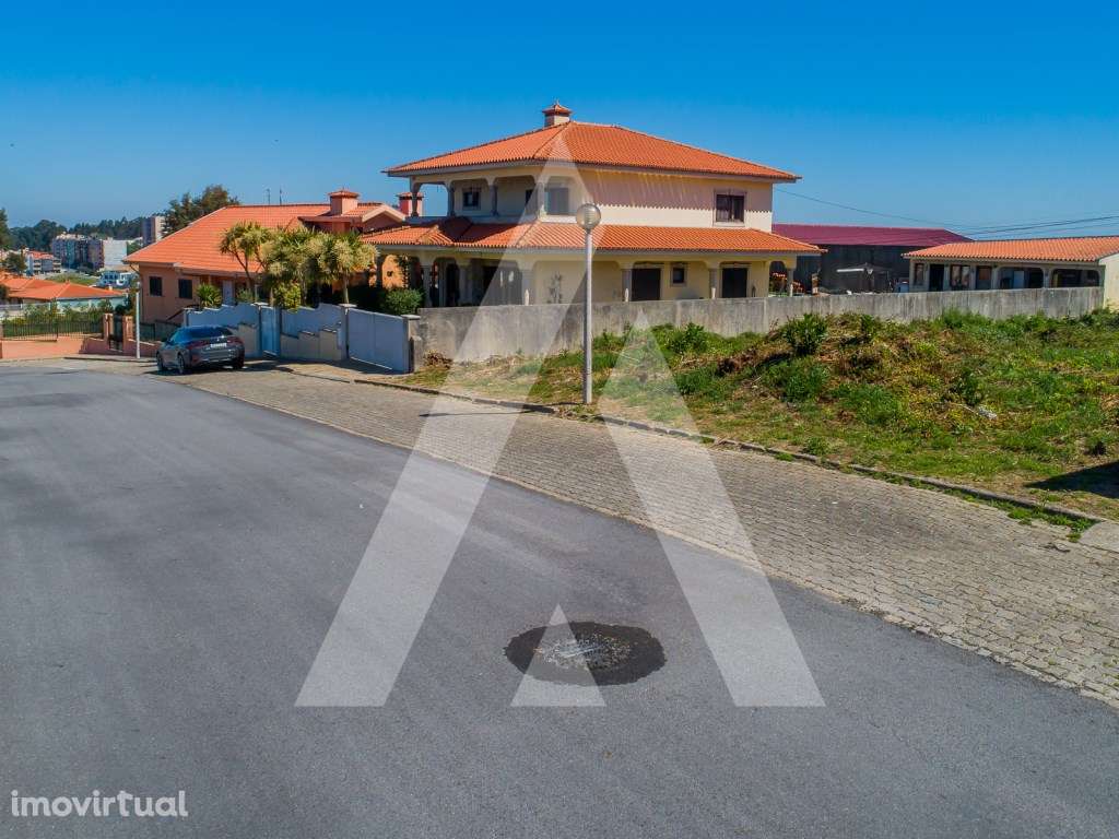 Lote para Construção com 905M2 - São João de Ver - Grande imagem: 2/18