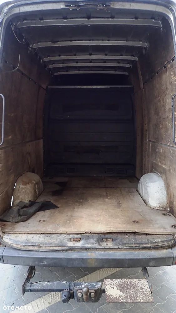 Volkswagen Crafter - 14
