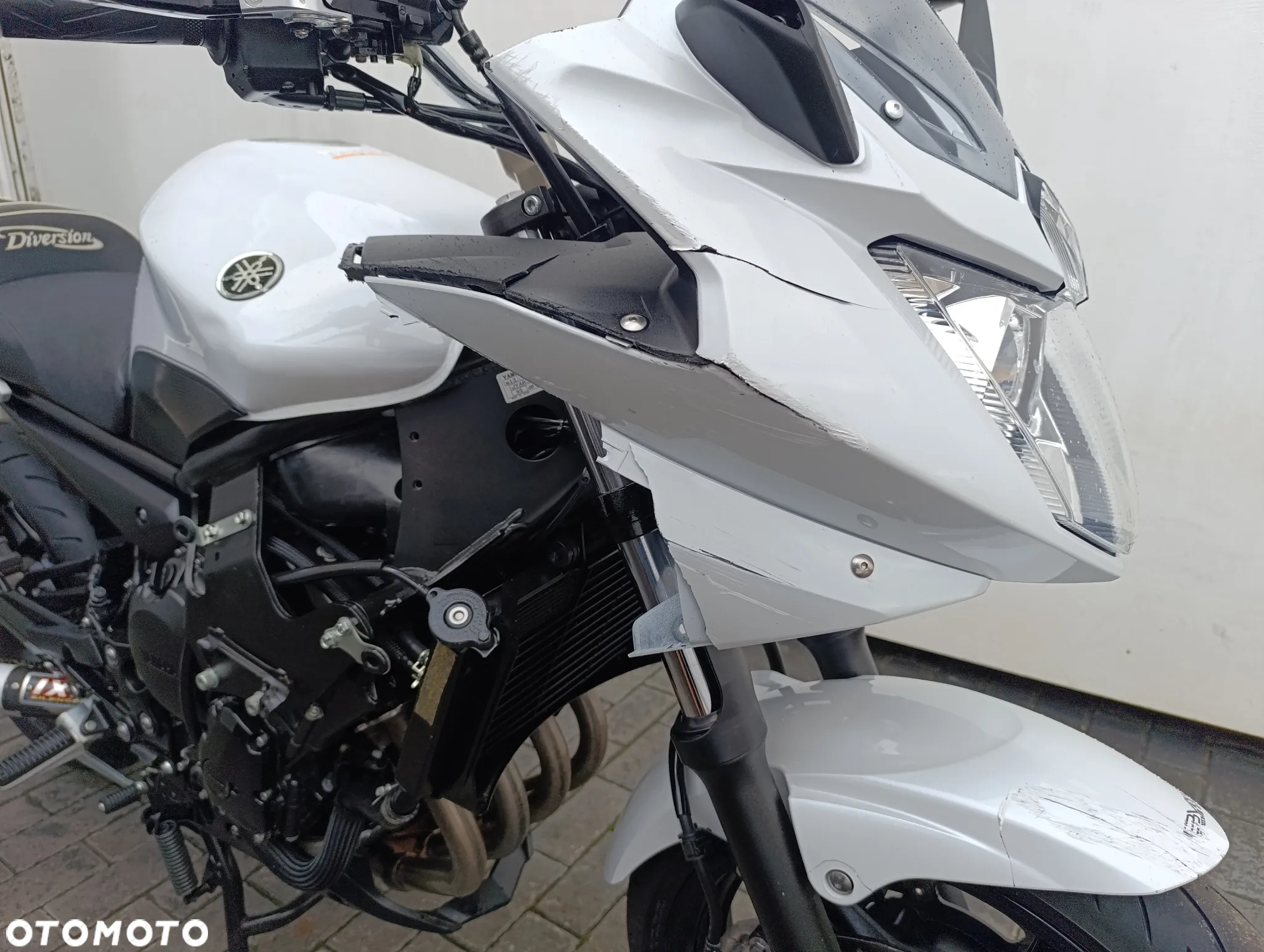 Yamaha XJ - 30