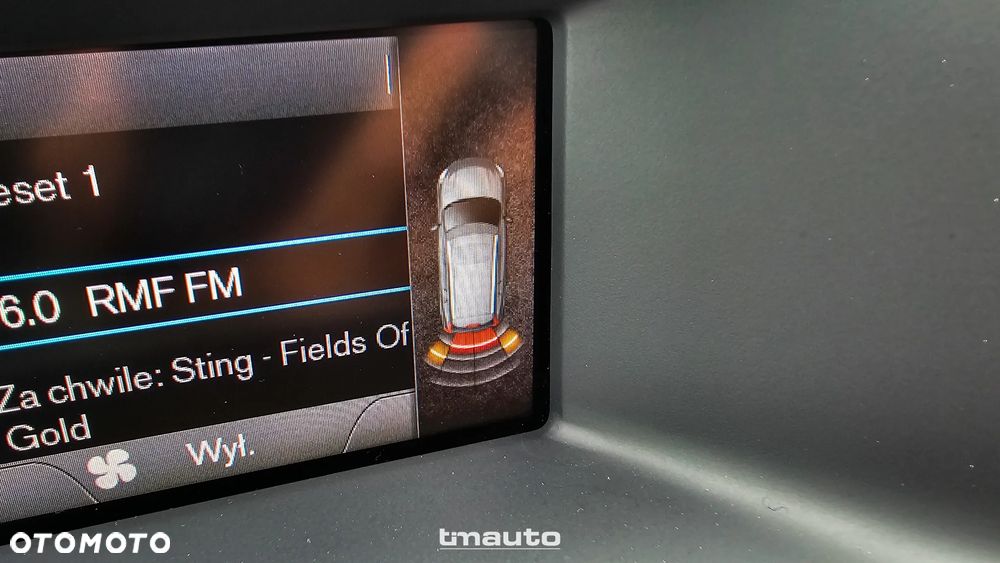 Volvo V60 T4 Momentum - 13