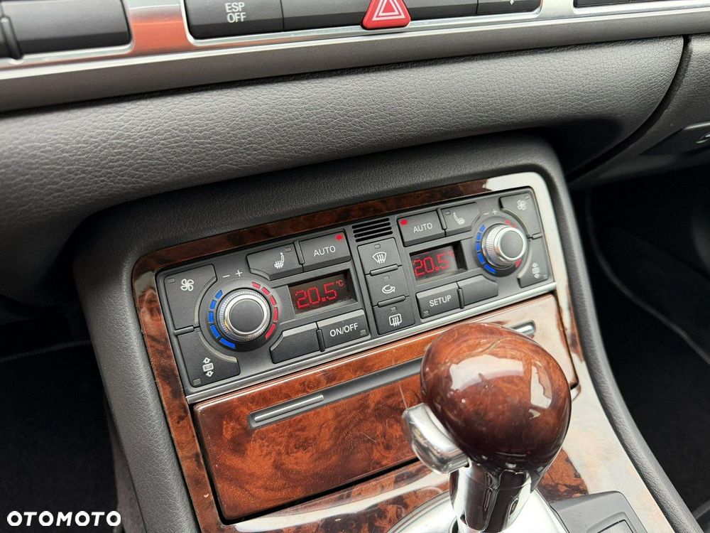 Audi A8 - 16
