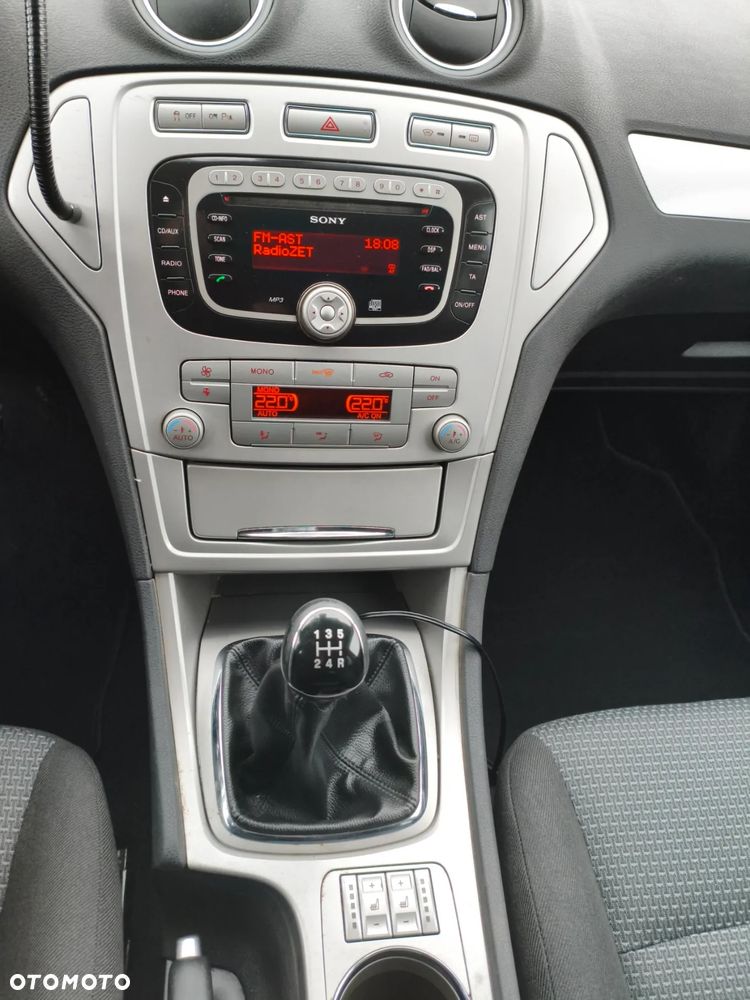 Ford Mondeo 1.6 Ti-VCT Ambiente - 11