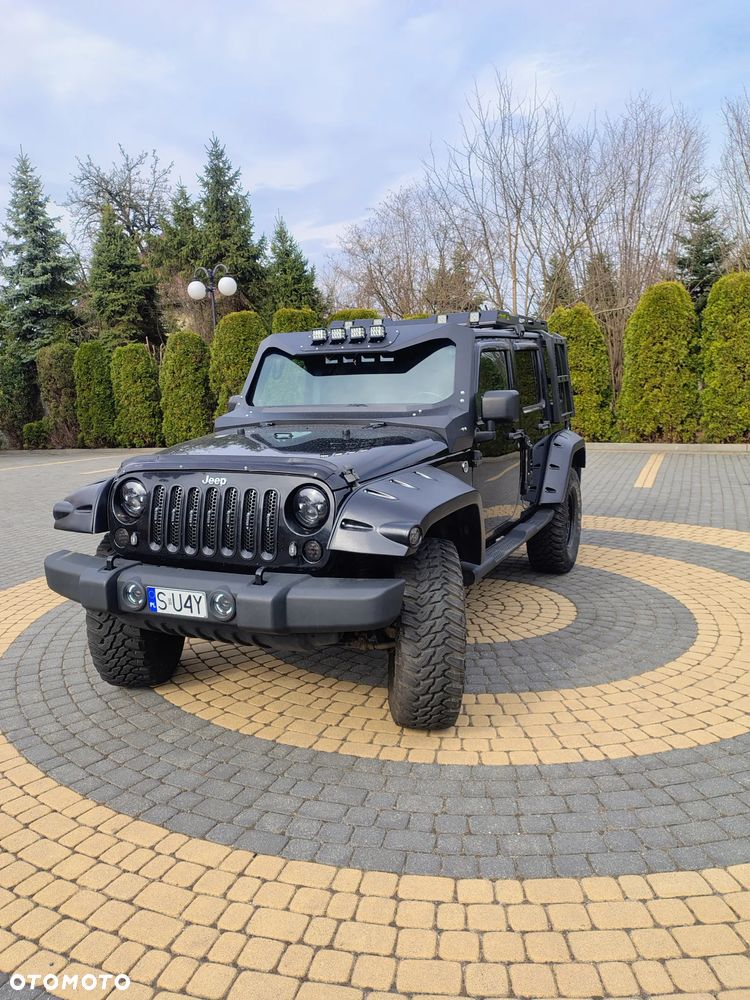 Jeep Wrangler - 8