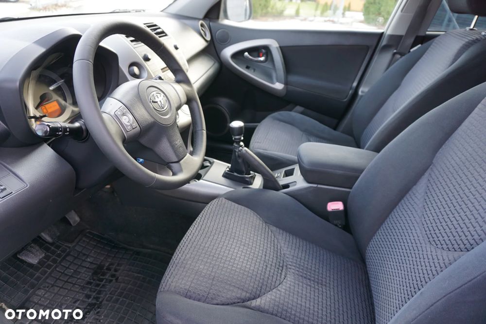 Toyota RAV4 2.2 D-CAT 4x4 Sol - 8