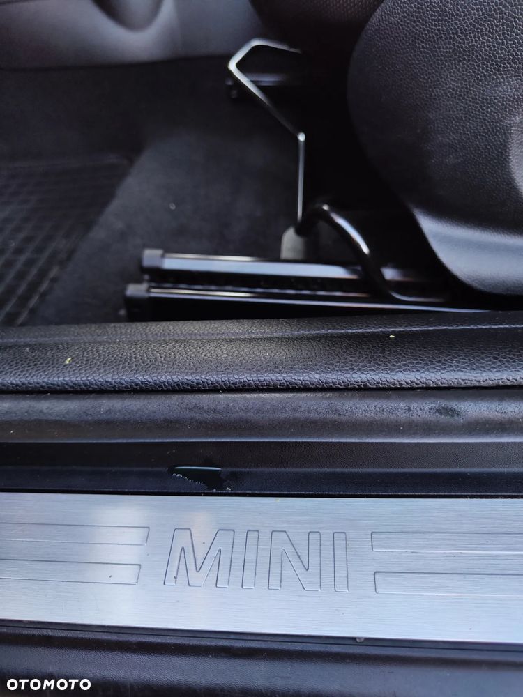 MINI ONE - 27