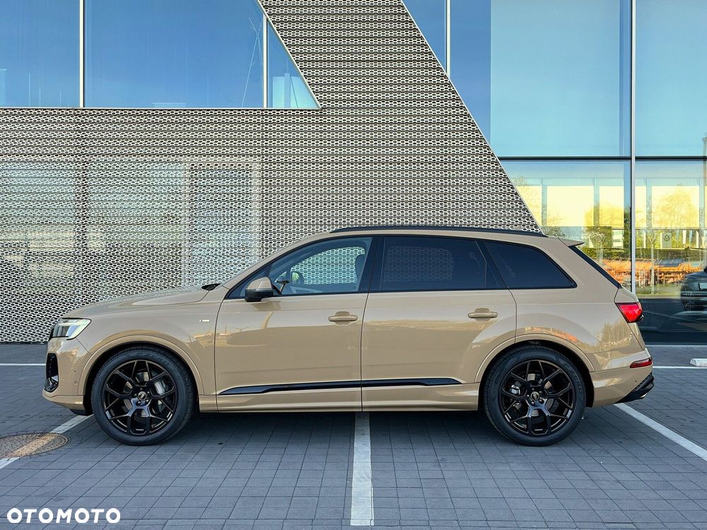 Audi Q7 - 7