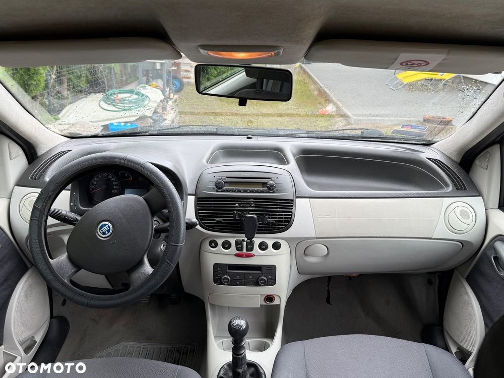 Fiat Punto 1.2 8V Class - 5