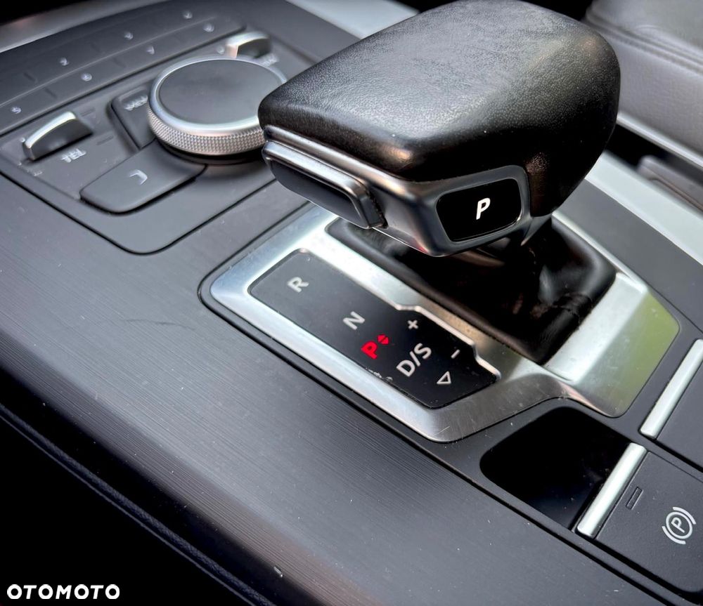 Audi Q5 45 TFSI quattro S tronic design - 18