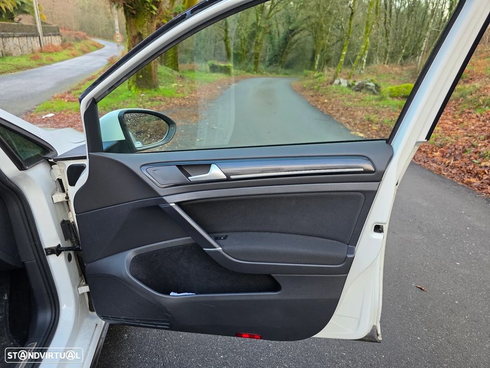 VW Golf GTD (BlueMotion ) DSG - 15