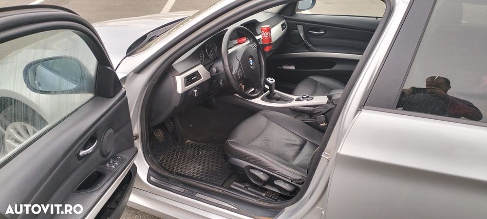 BMW Seria 3 318d - 5