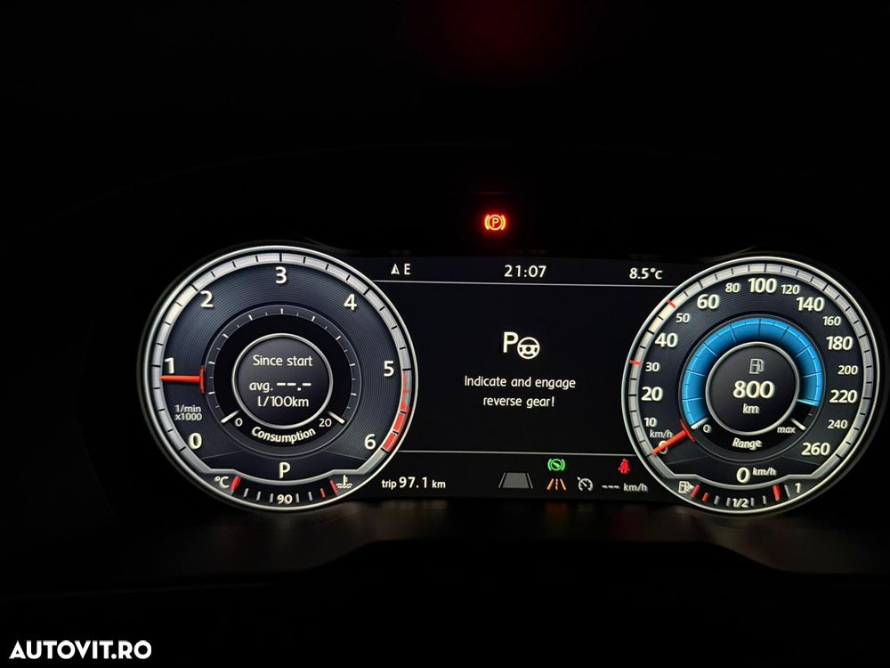 Volkswagen Passat 2.0 TDI DSG Highline - 10