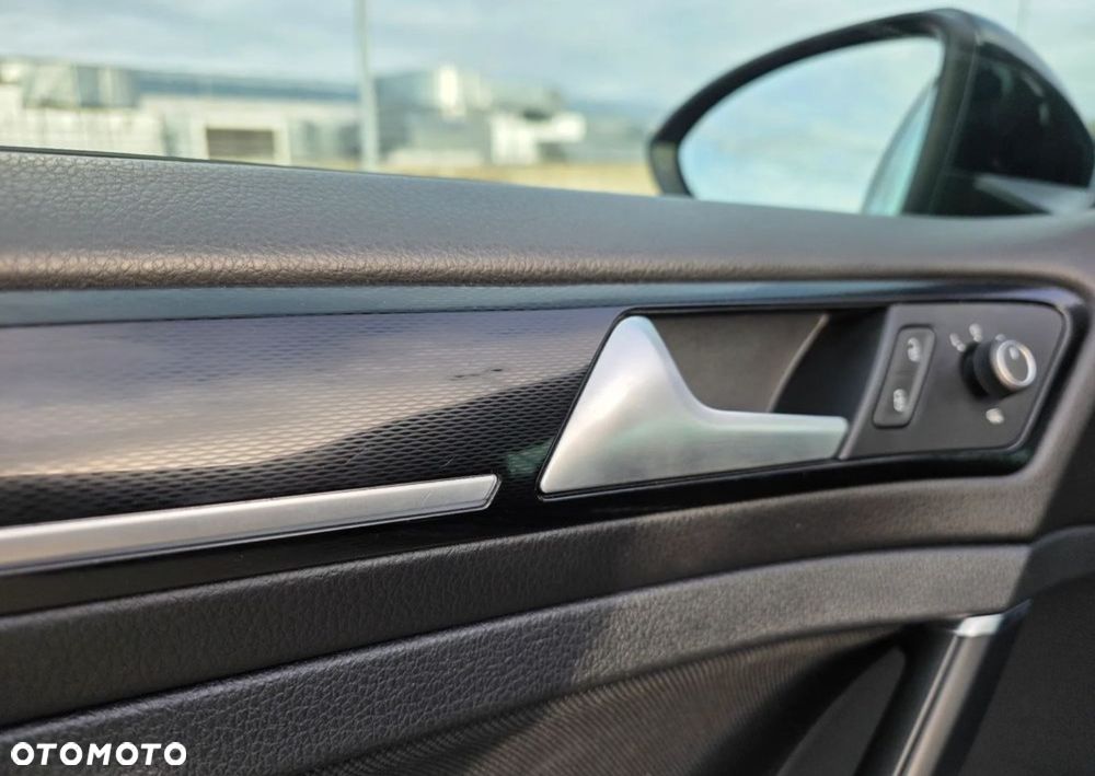 Volkswagen Golf 2.0 TDI BMT GTD - 37