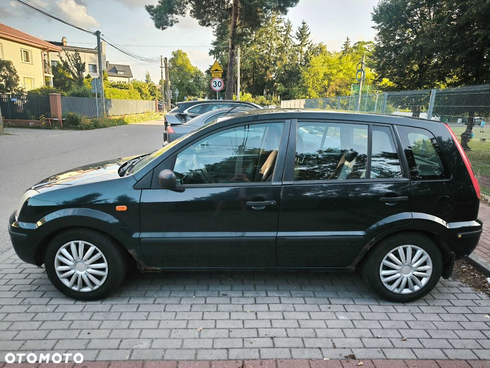 Ford Fusion - 7