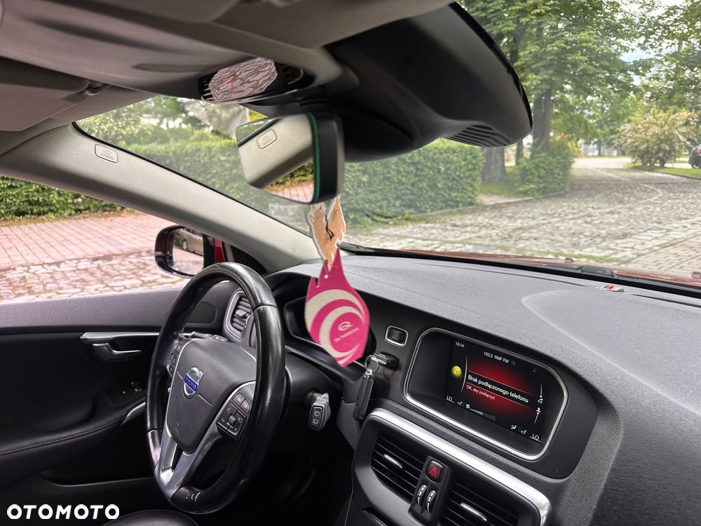 Volvo V40 D4 Inscription - 28