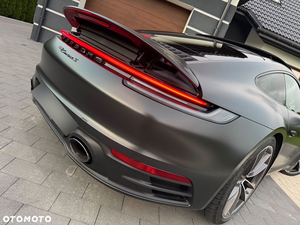 Porsche 911 Carrera S - 25