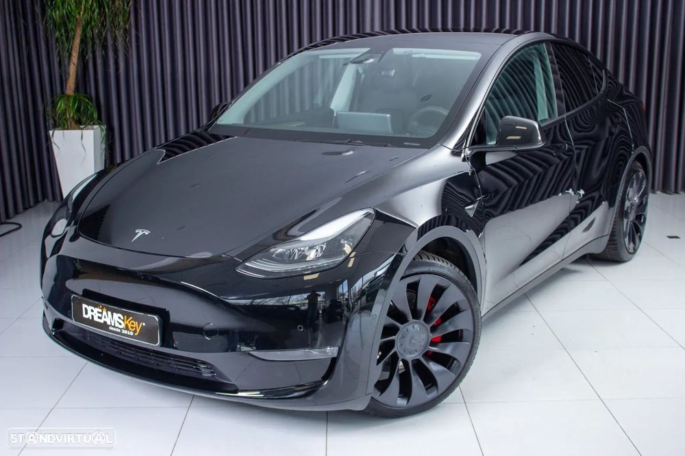 Tesla Model Y Performance Dual Motor AWD - 2