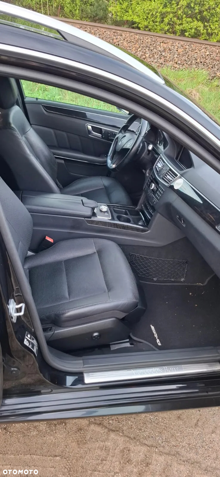 Mercedes-Benz Klasa E 350 CGI BlueEffICIENCY Avantgarde - 12