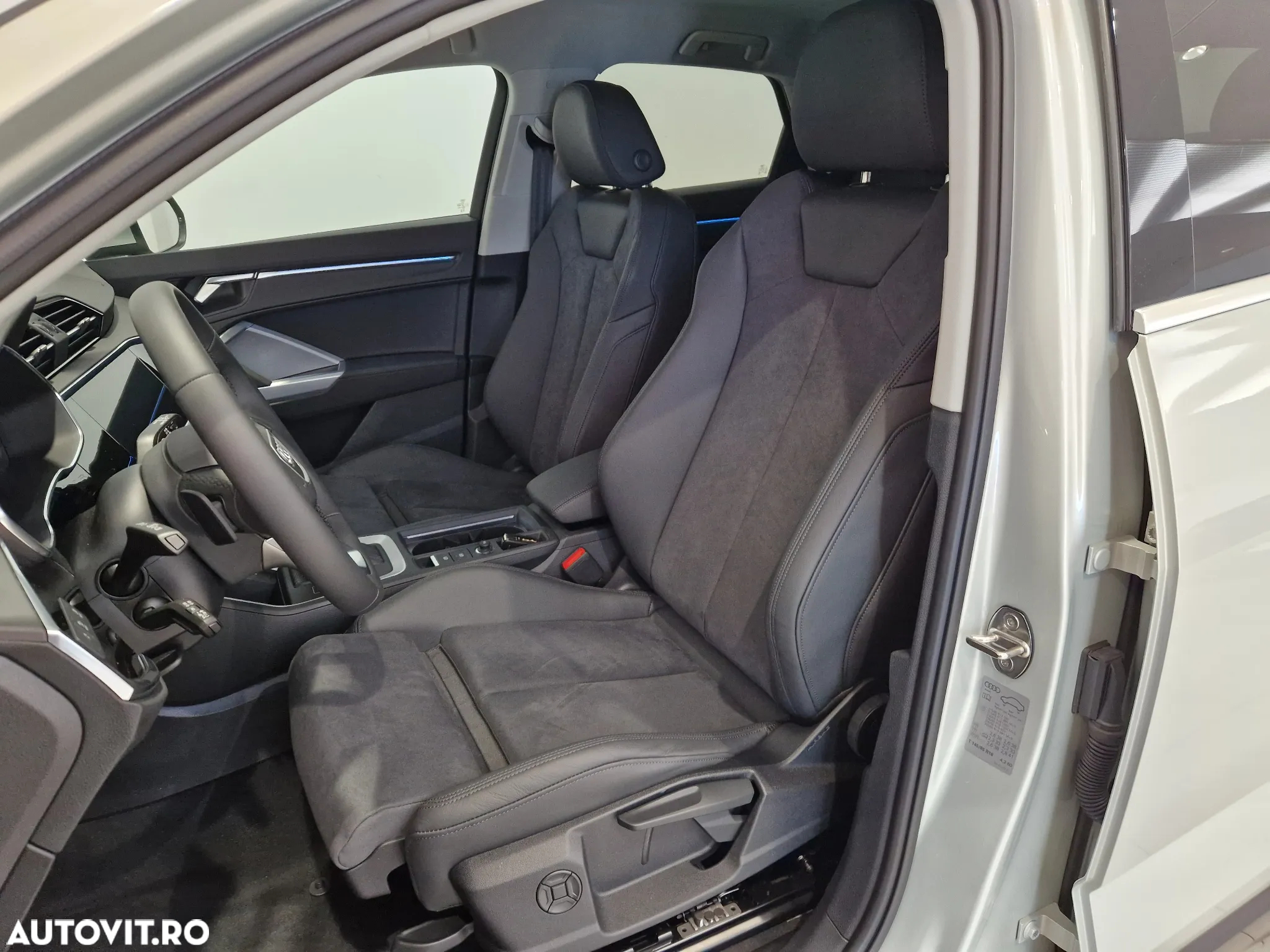 Audi Q3 2.0 40 TFSI S tronic quattro - 11