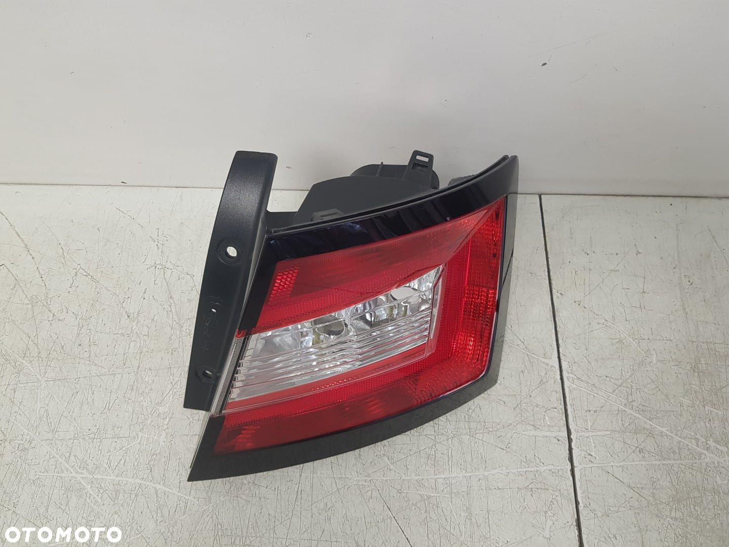 SKODA FABIA 3 III HB 14-21 LAMPA PRAWA TYŁ TYLNA 6V6945096 - 3