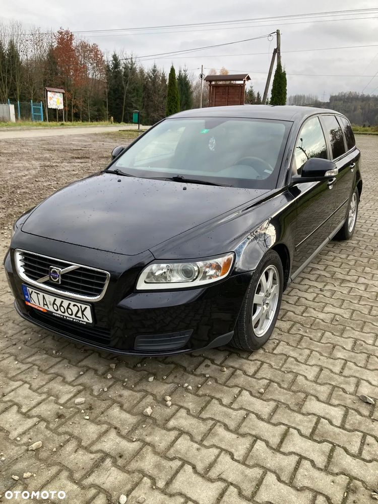 Volvo V50 - 1