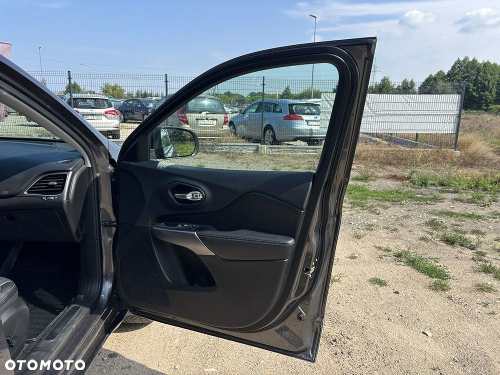 Jeep Cherokee 2.0 T Active Drive I Automatik Overland - 40
