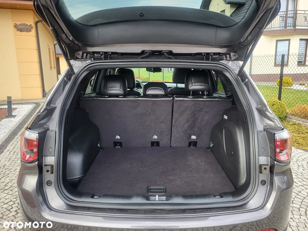 Jeep Compass - 35