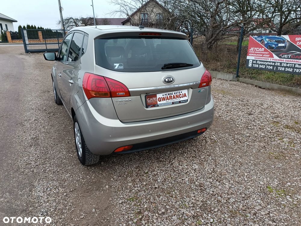 Kia Venga 1.4 CRDi 90 Business Line - 17