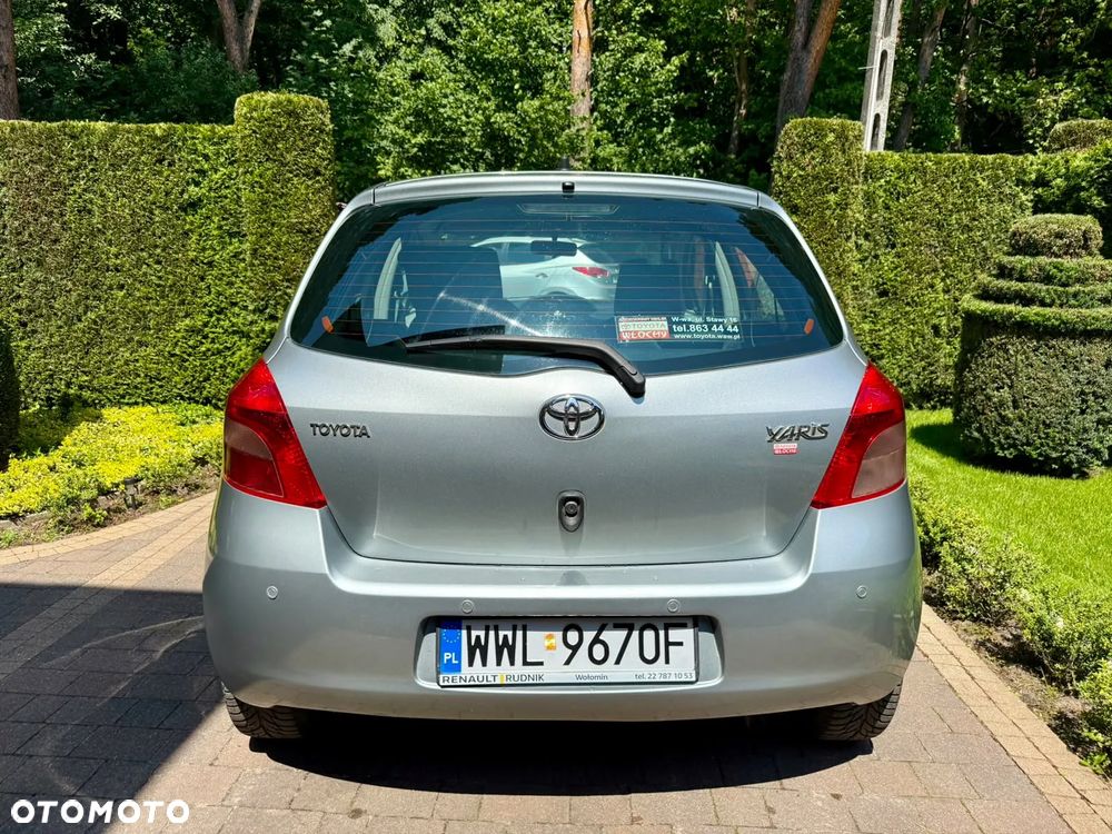 Toyota Yaris - 3