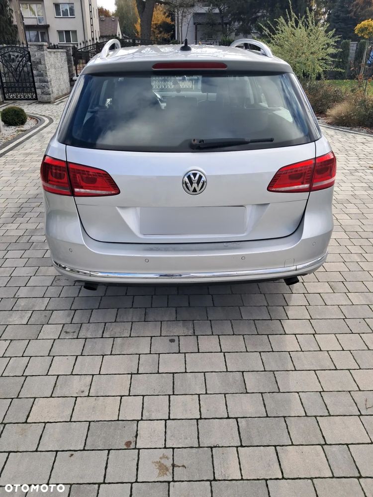 Volkswagen Passat Variant 2.0 TDI 4Motion DPF DSG Highline - 11