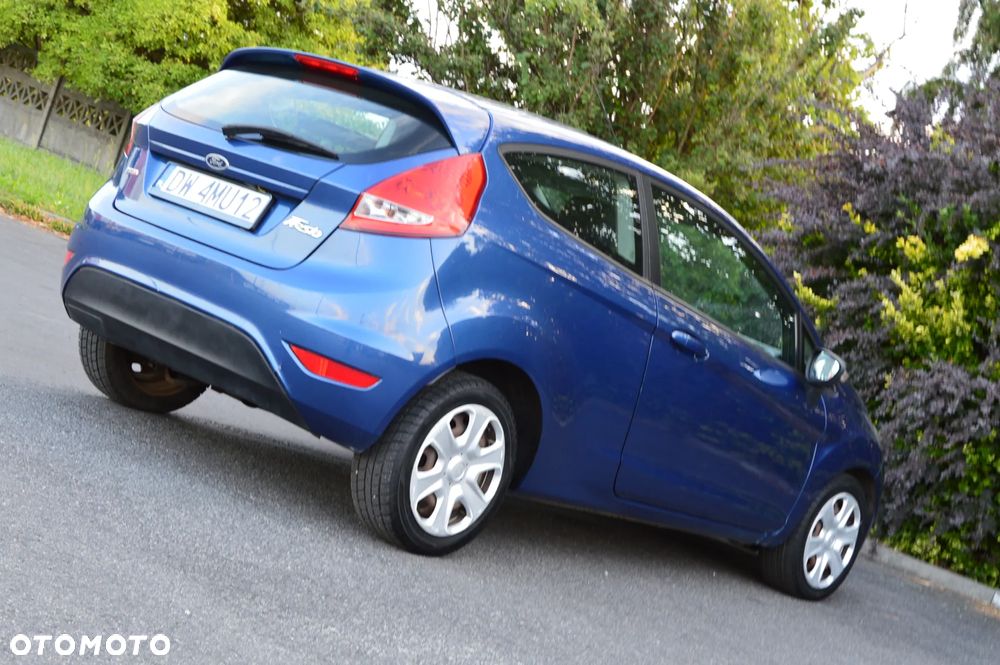 Ford Fiesta - 12