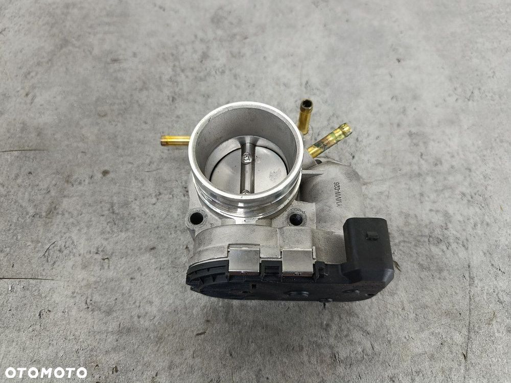 PRZEPUSTNICA VW PASSAT B5 FL 2.0 20V - 2