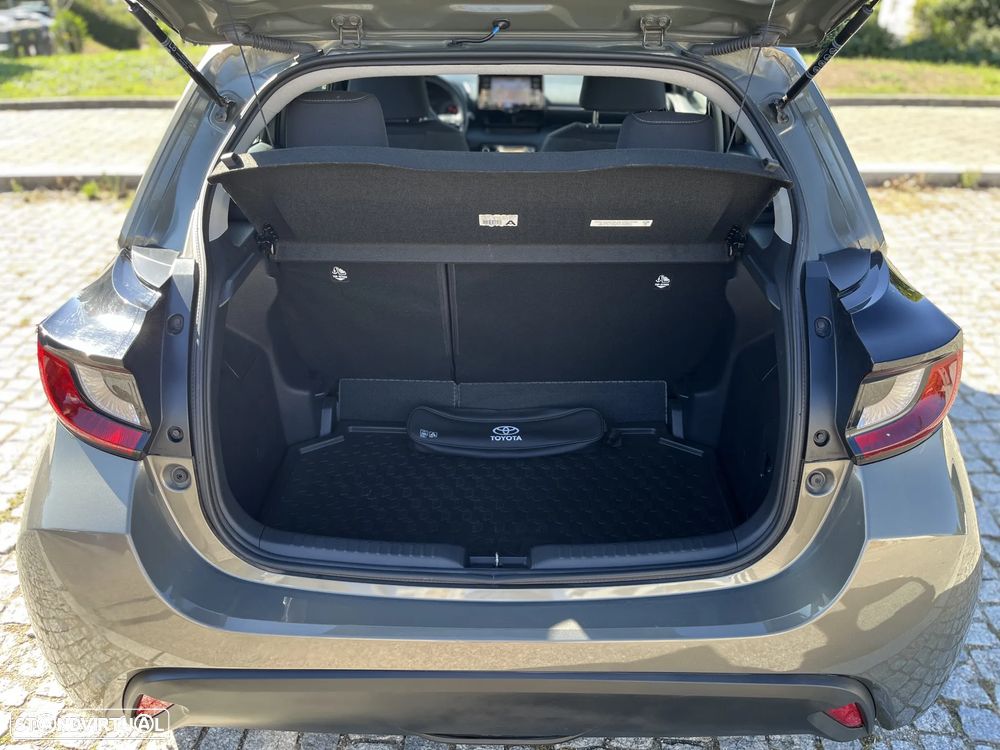 Toyota Yaris 1.5 HDF Comfort Plus - 27