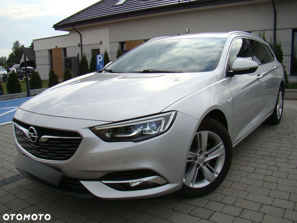 Opel Insignia 2.0 BiTurbo D 4x4 Automatik Business Innovation - 1