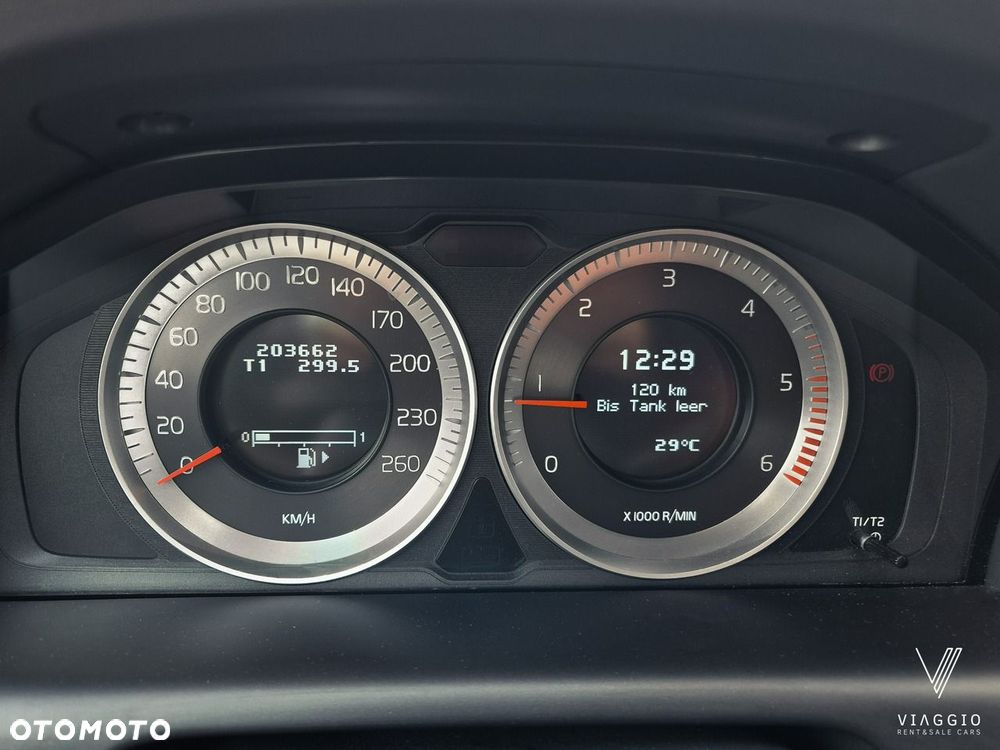 Volvo XC 60 - 11