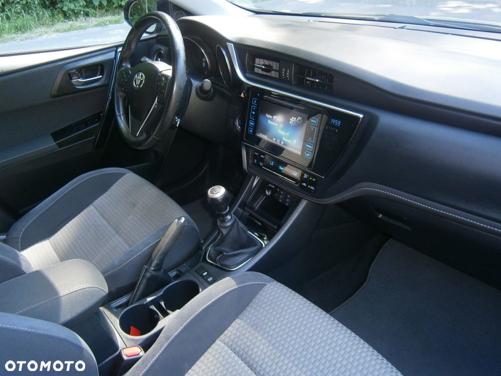 Toyota Auris 1.2 T Prestige - 7