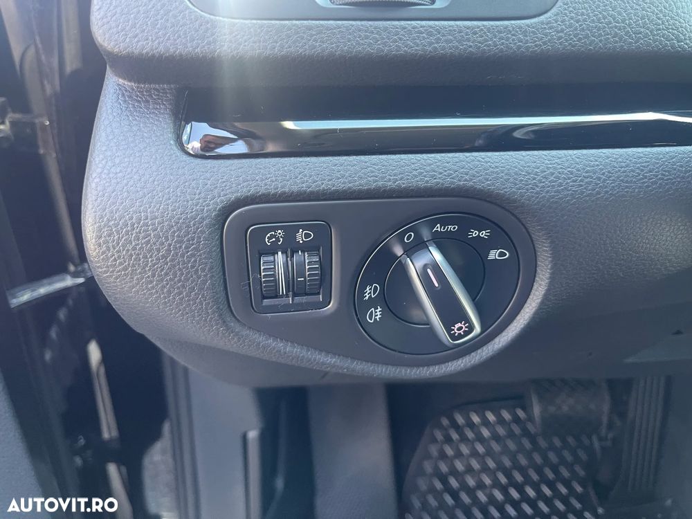 Volkswagen Sharan 2.0 TDI DSG (BlueMotion Technology) Comfortline - 20