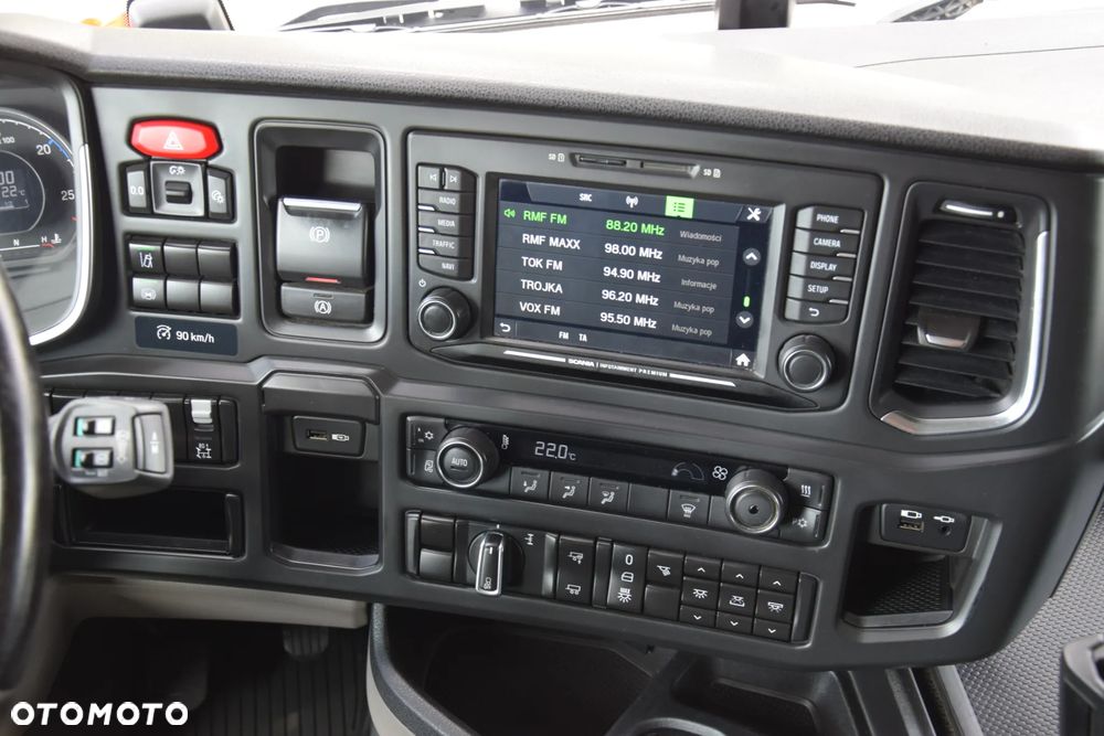 Scania 500S / FULL AIRMATIC / HYDRAULIKA / RETARDER / KLIMATYZACJA POSTOJOWA / ACC / KLIMA / 2 ZBIORNIKI PALIWA / FULL LEDY / FULL SPOILERY / SERWISOWANA / SPROWADZONA - 32